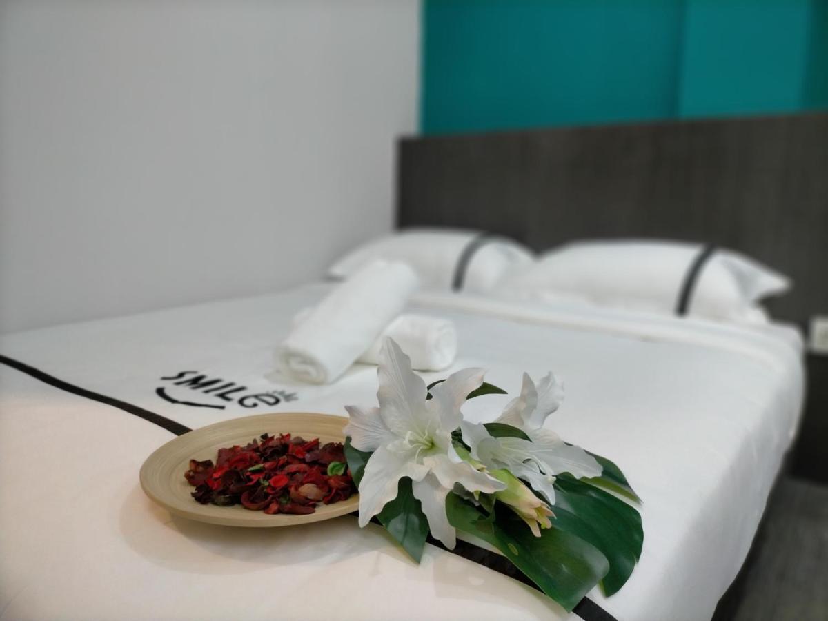 Smile Hotel Petaling Jaya Ss2 外观 照片