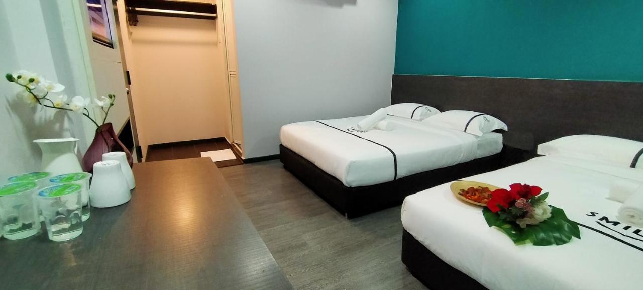 Smile Hotel Petaling Jaya Ss2 外观 照片