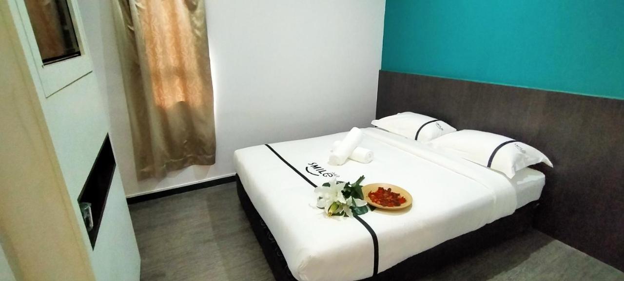 Smile Hotel Petaling Jaya Ss2 外观 照片